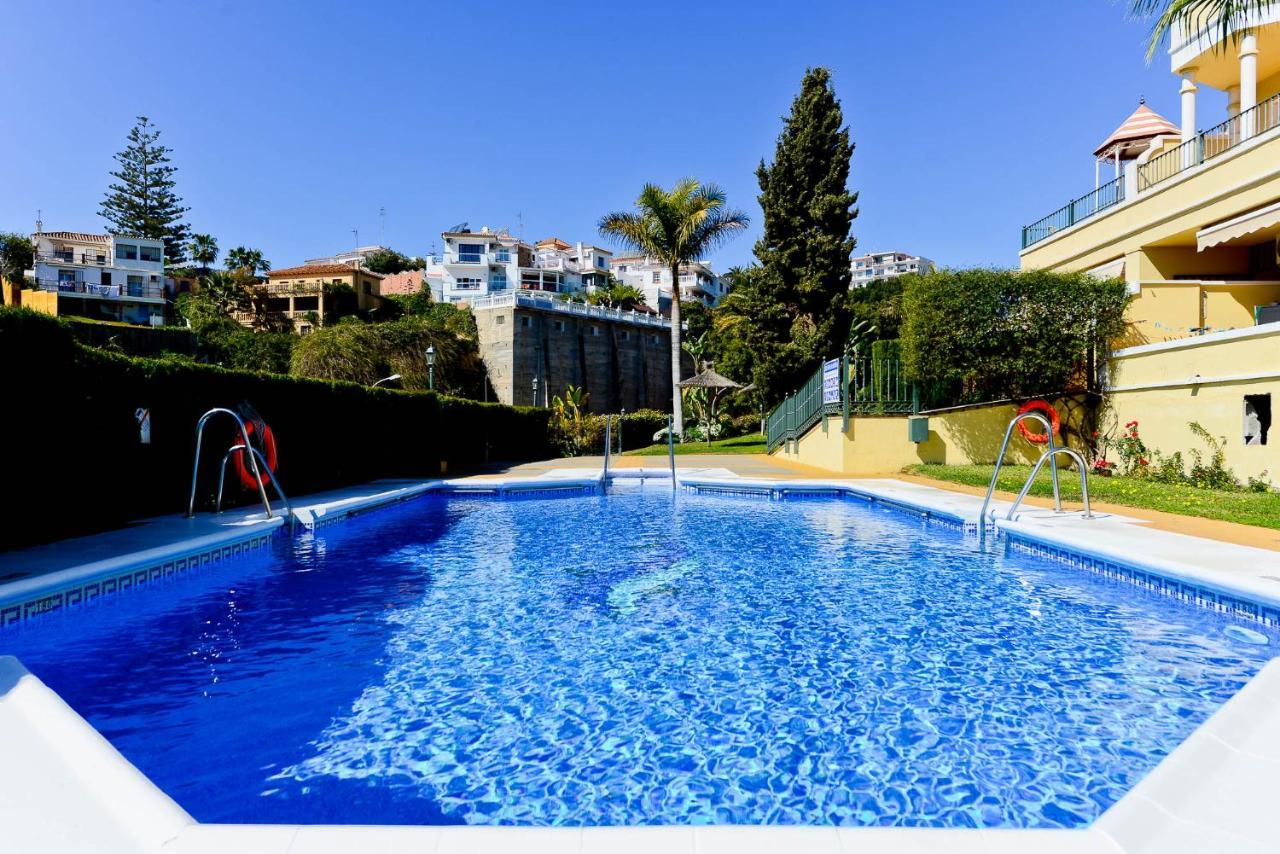 Refurbished 2-Bed Apartment Burriana Beach. Nerja Exteriér fotografie